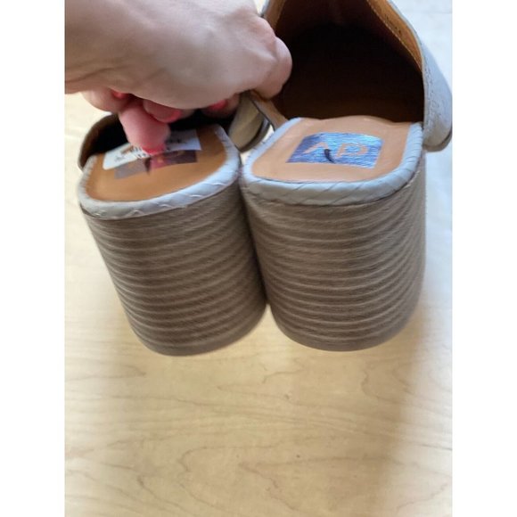 Dolce Vita "Tendle" Mules Womens Beige Snake Embossed DV - Picture 9 of 9